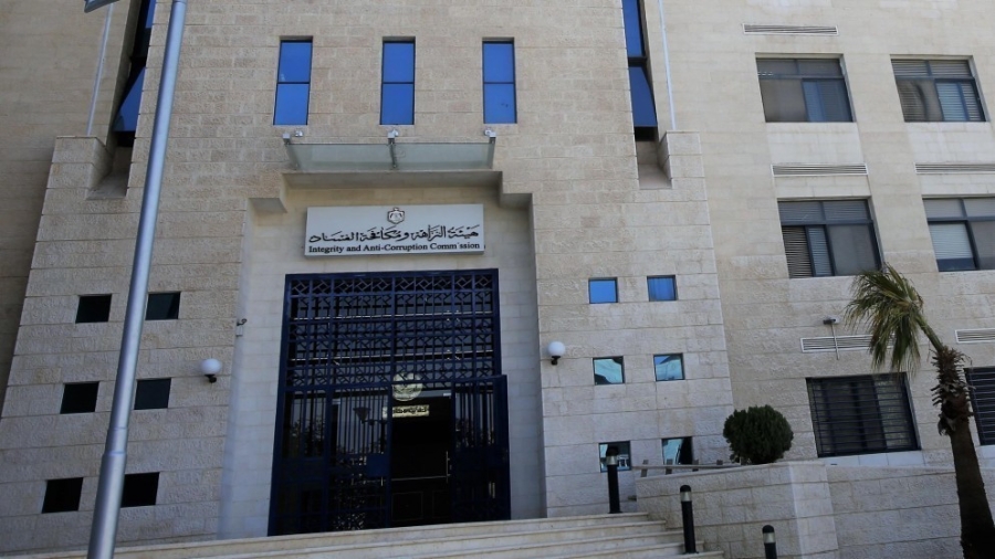 توقيف مندوب شركة متورط في التلاعب بمستندات صرف مبالغ في وزارة التربية والتعليم