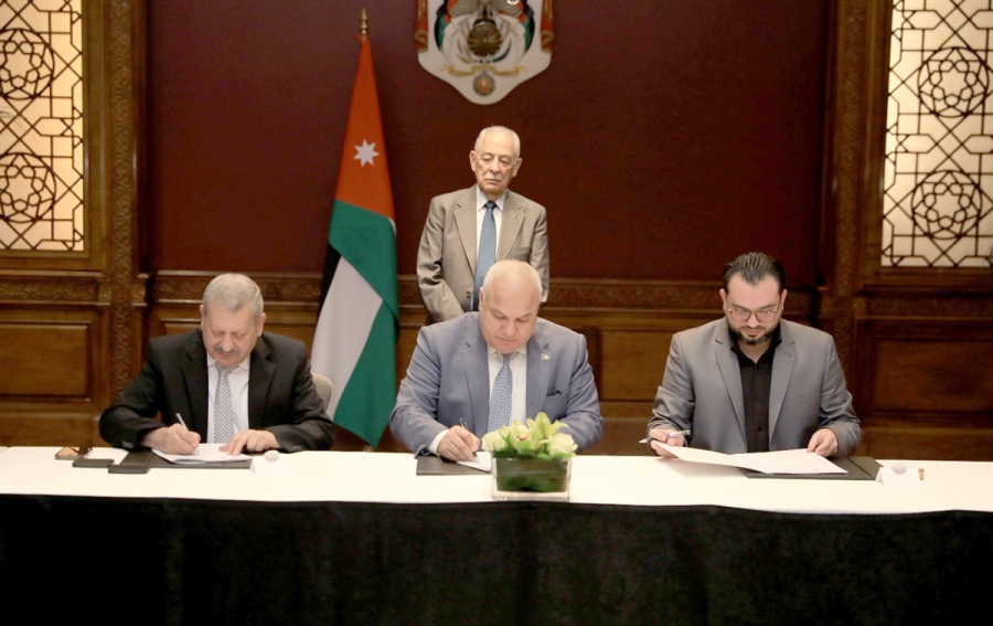توقيع اتفاقية إنشاء مصنع لشركة مدينة إيزو التعليمية والتقنية في لواء بني كنانة