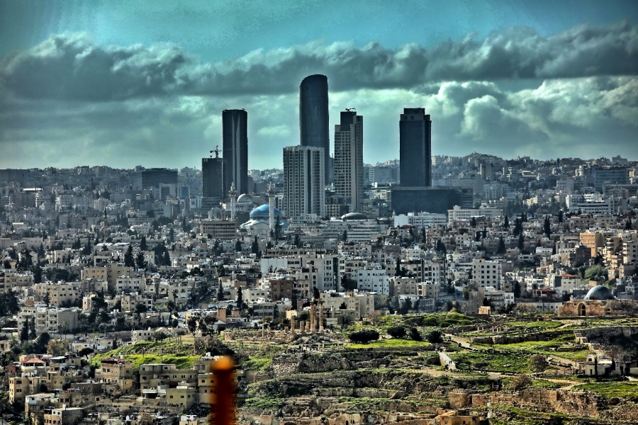 ارتفاع تدريجي على الحرارة حتى الاثنين ومنخفض بارد ممطر الثلاثاء