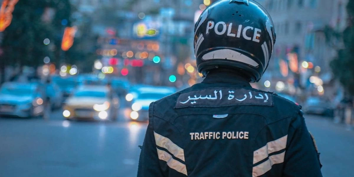 ضبط 3 مركبات تجاوز سائقوها القانون في قيادات استعراضية تهدد السلامة العامة