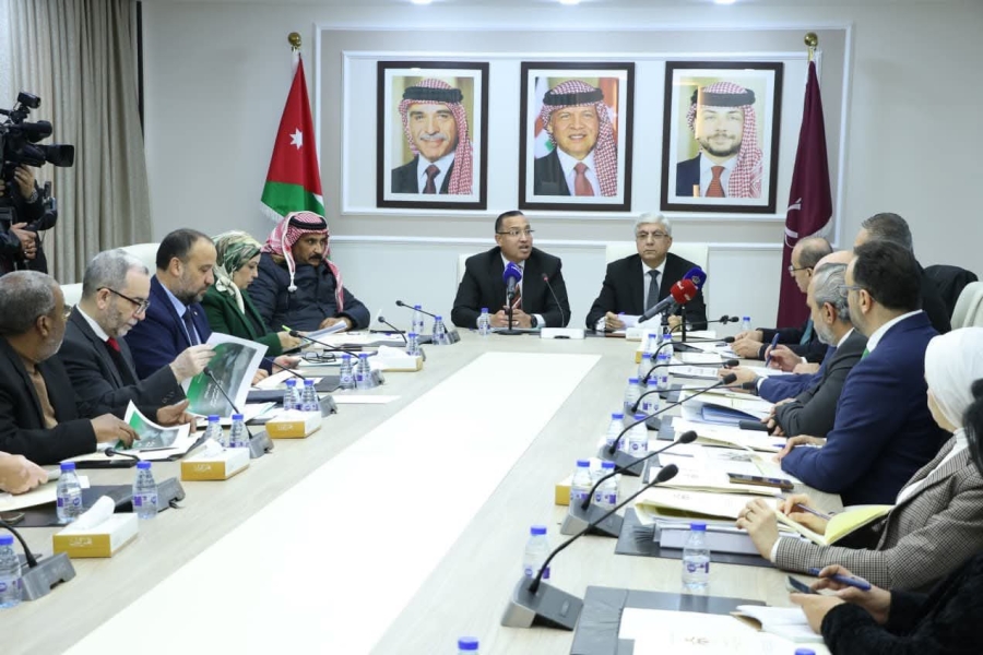 الديات: اعتماد خطط واضحة ومتابعة ميدانية لضمان تنفيذ الاستراتيجية الوطنية للنظافة