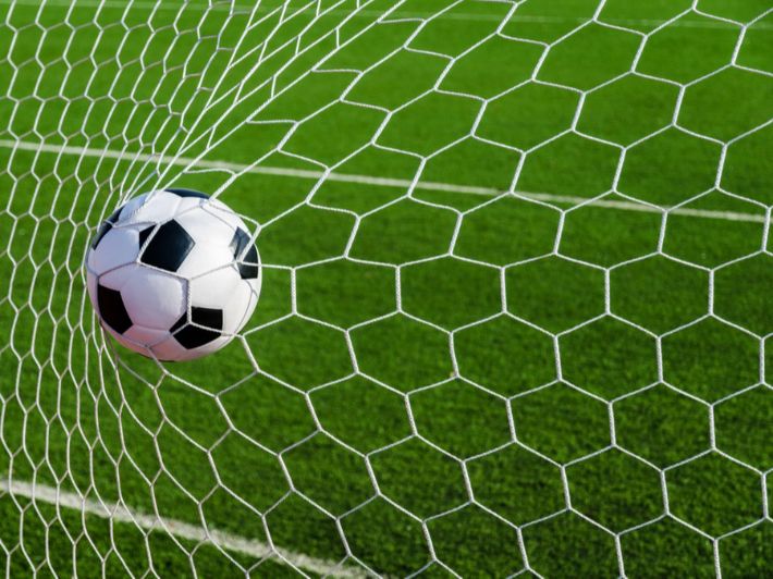 182 هدفًا وسباق صدارة مشتعل في دوري المحترفين بعد 14 جولة