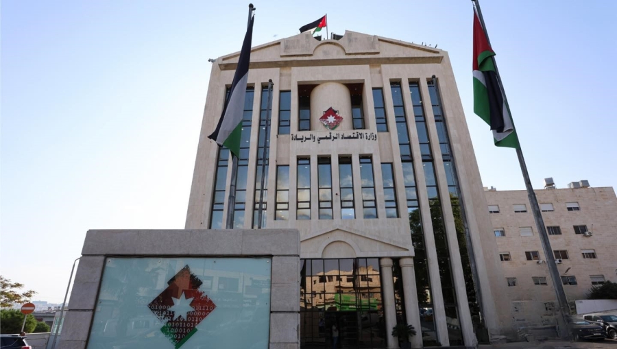 الزعبي تتابع سير العمل في مشروع المركز التقني المنصة في إربد