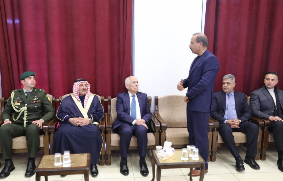 مندوبا عن الملك وولي العهد...العيسوي يعزي عشائر العجولين والشوابكة والمساعدة