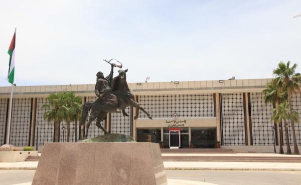 لجنة فلسطين الأعيان تدين قرار إسرائيل تصنيف أراضٍ بالضفة أملاك دولة