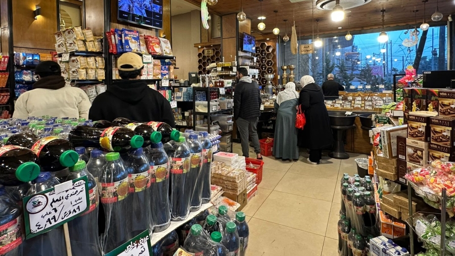 أجواء شتوية باردة في رمضان تؤثر على حركة الأسواق والتسوق الاجتماعي في الأردن